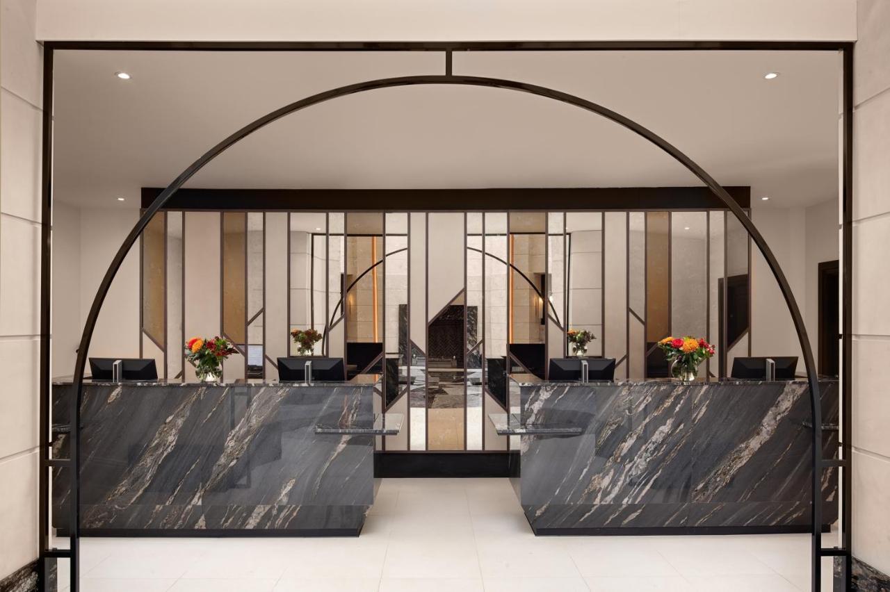 Fairmont Park Отель